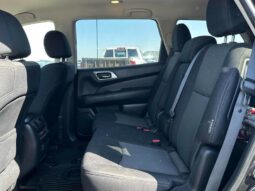 
										2018 Nissan Pathfinder S full									
