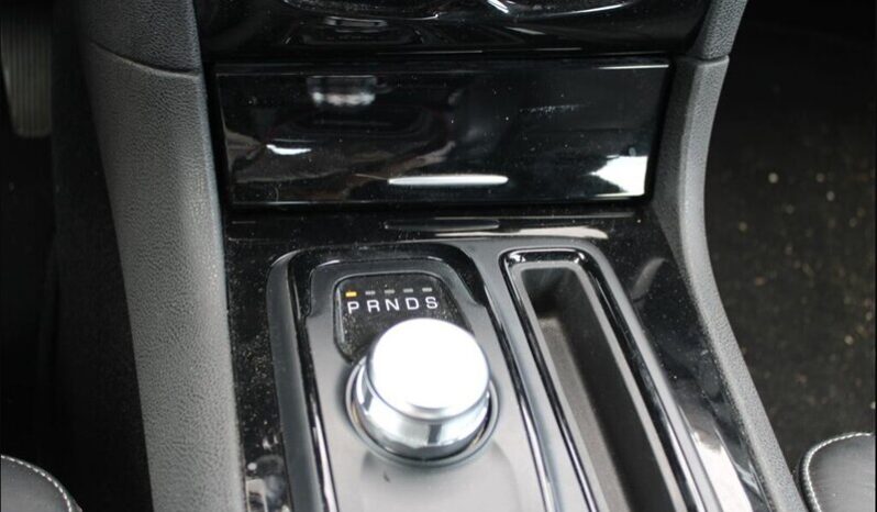 
								2023 Chrysler 300 Series S full									
