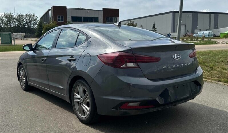 
								2020 Hyundai Elantra Preferred full									