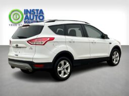 
										2015 Ford Escape SE full									
