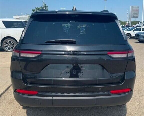 
								2023 Jeep Grand Cherokee Limited Black Pack full									