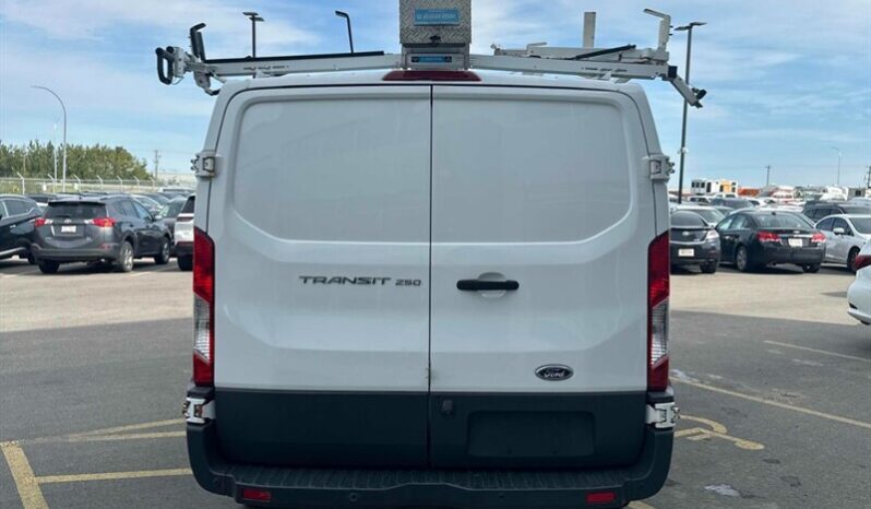 
								2016 Ford Transit 250 Cargo Van full									