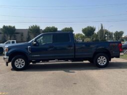 
										2020 Ford F-250 Super Duty XLT full									