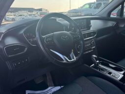 
										2020 Hyundai Santa Fe Essential full									