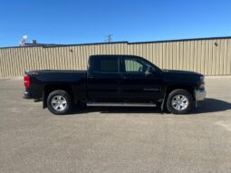 
										2018 Chevrolet Silverado 1500 LT full									