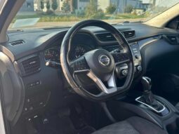 
										2018 Nissan Qashqai SV full									