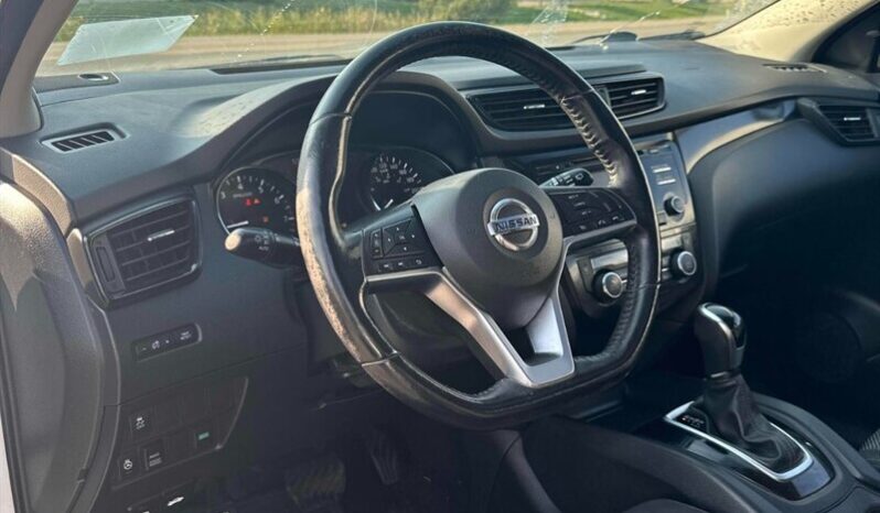 
								2018 Nissan Qashqai SV full									