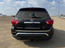 
										2017 Nissan Pathfinder SV full									