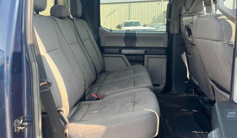 
								2020 Ford F-250 Super Duty XLT full									