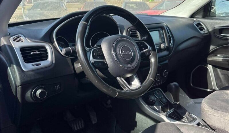 
								2018 Jeep Compass Sport full									