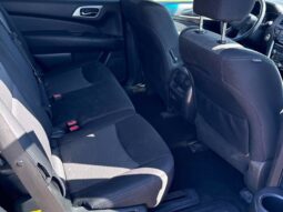 
										2019 Nissan Pathfinder SV full									