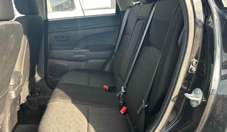 
								2021 Mitsubishi RVR ES full									