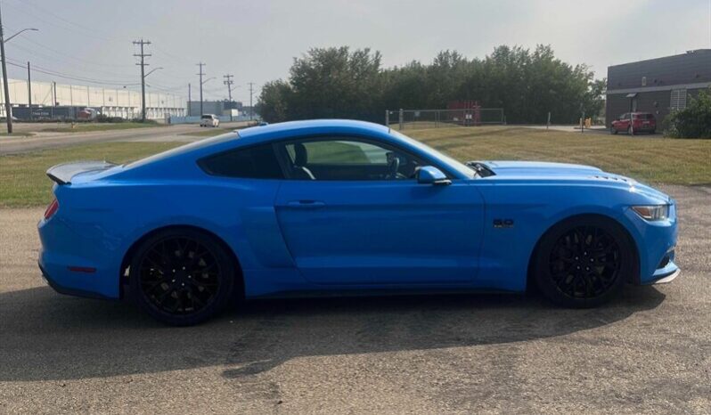 
								2017 Ford Mustang GT full									
