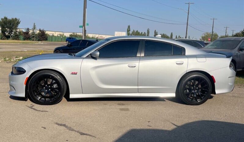 
								2022 Dodge Charger Scat Pack full									