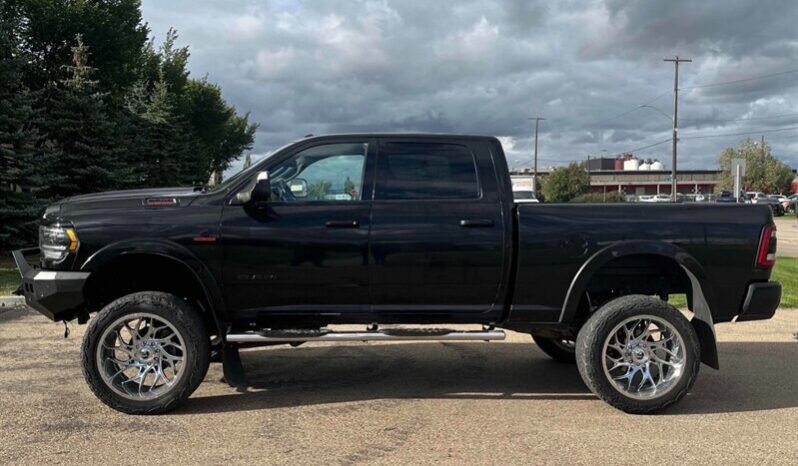 
								2019 RAM 2500 Laramie full									