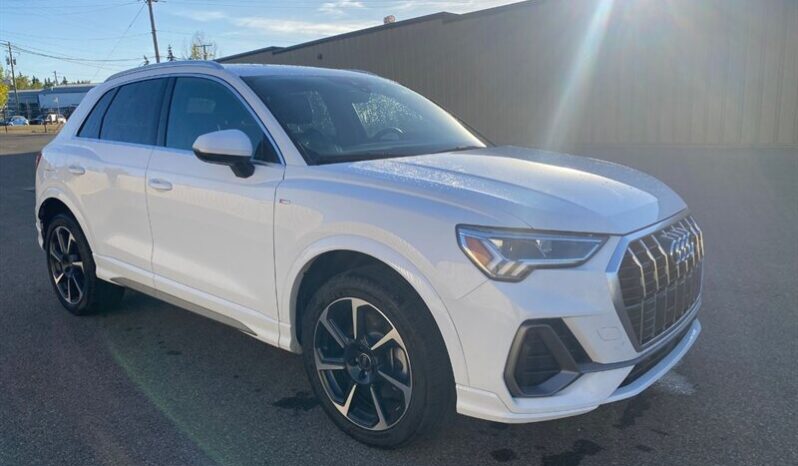 
								2024 Audi Q3 quattro S line Prem Plus 45 TFSI full									