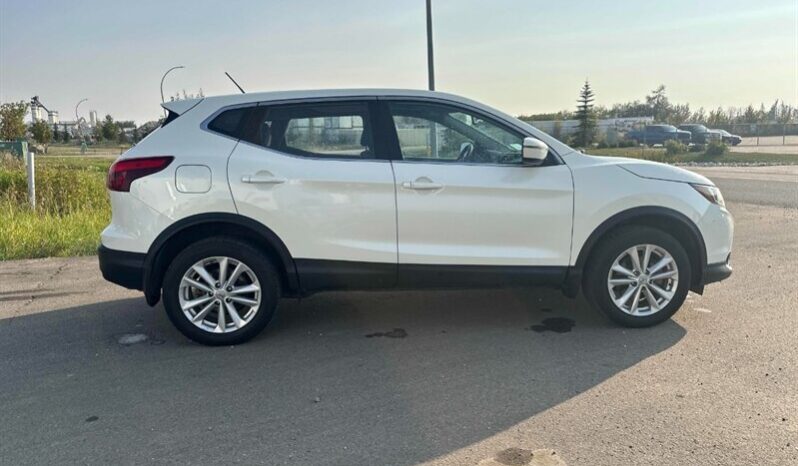 
								2018 Nissan Qashqai SV full									
