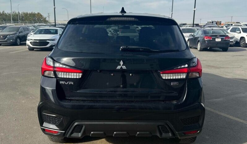 
								2021 Mitsubishi RVR ES full									