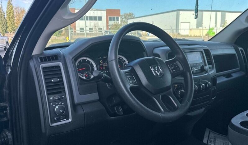 
								2019 RAM 1500 Classic ST full									