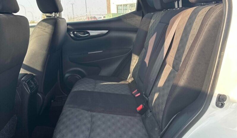 
								2018 Nissan Qashqai SV full									