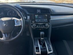 
										2021 Honda Civic LX full									