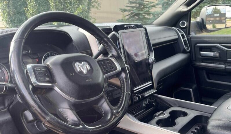 
								2019 RAM 2500 Laramie full									