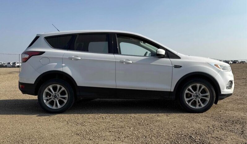 
								2017 Ford Escape SE full									