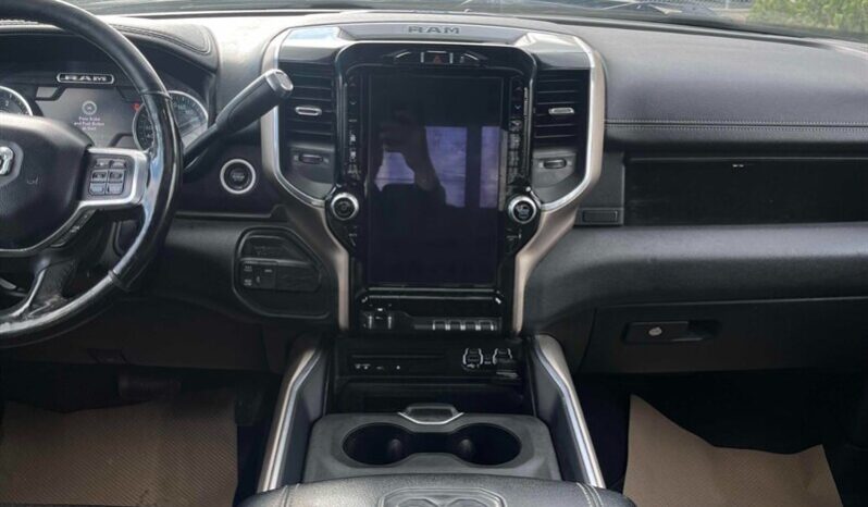 
								2019 RAM 2500 Laramie full									