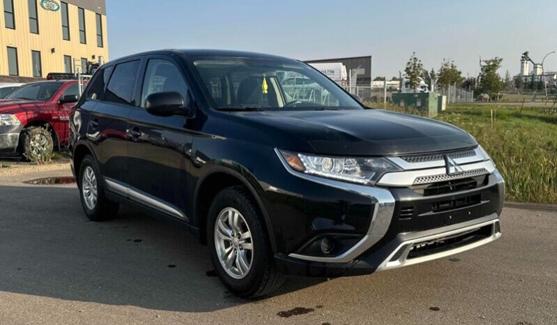 
								2019 Mitsubishi Outlander ES full									