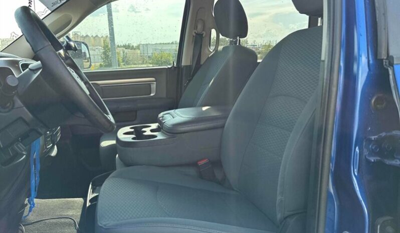 
								2016 RAM 1500 SLT full									