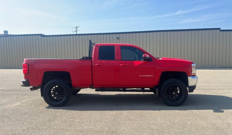 
								2018 Chevrolet Silverado 1500 LT full									