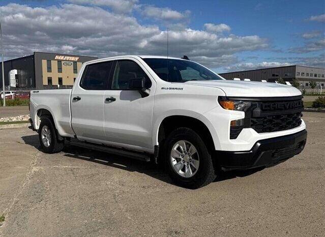 
								2022 Chevrolet Silverado 1500 Work Truck full									
