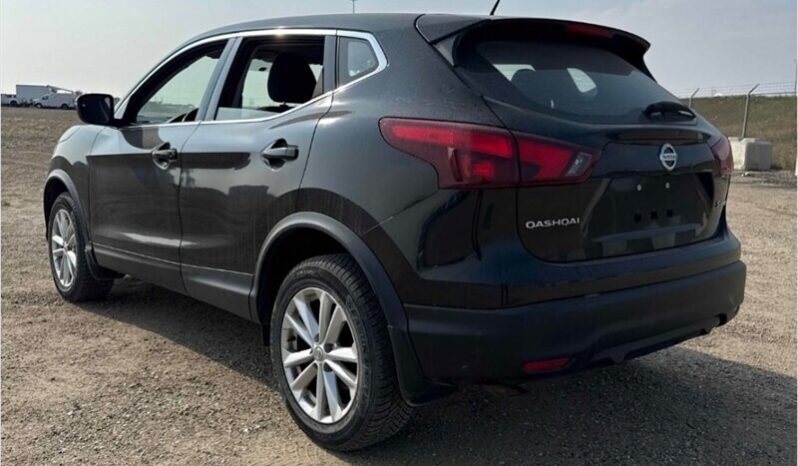 
								2018 Nissan Qashqai SV Sunroof full									