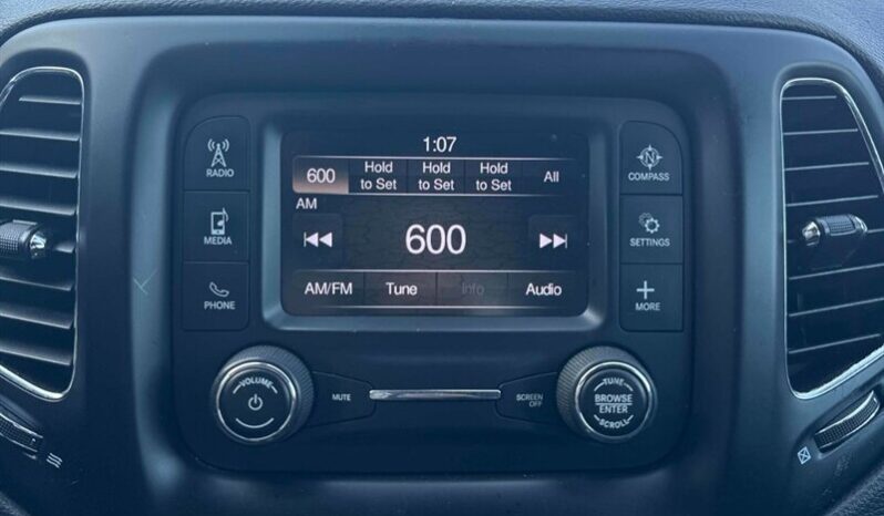 
								2018 Jeep Compass Sport full									