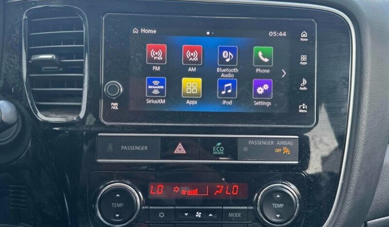 
								2019 Mitsubishi Outlander ES full									