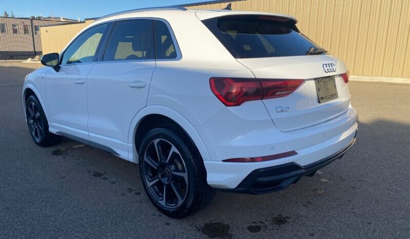 
								2024 Audi Q3 quattro S line Prem Plus 45 TFSI full									