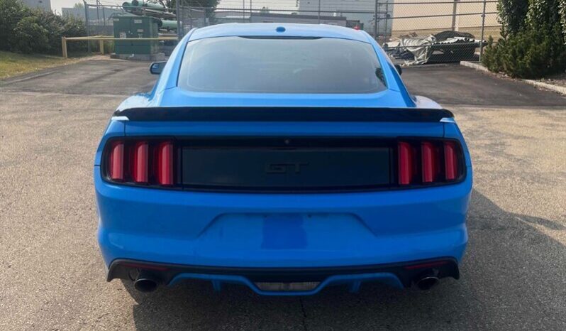 
								2017 Ford Mustang GT full									