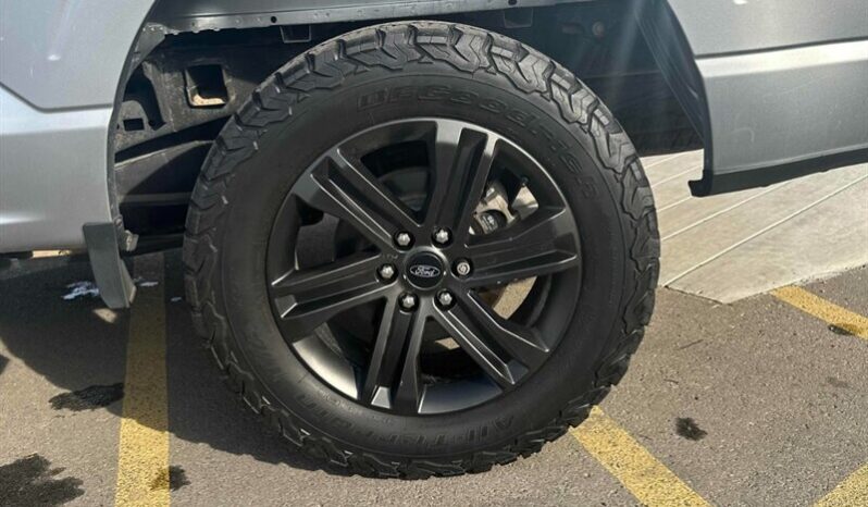 
								2021 Ford F-150 XLT full									