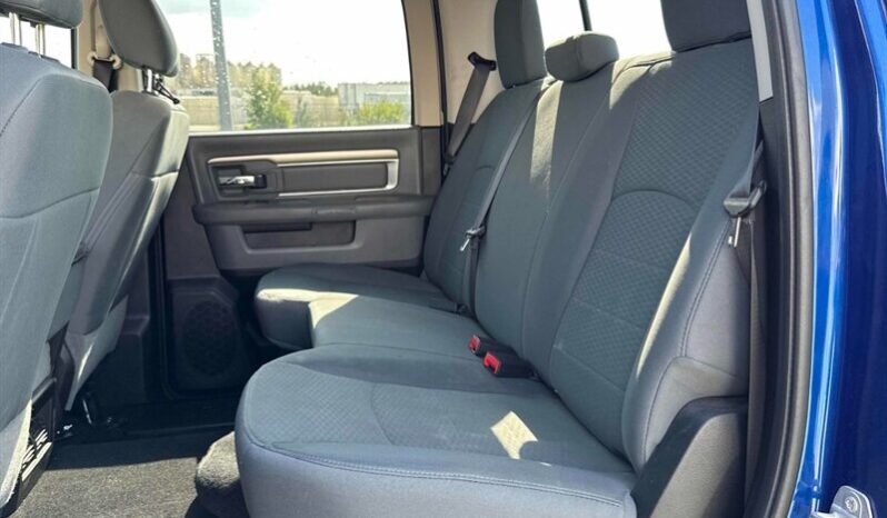 
								2016 RAM 1500 SLT full									