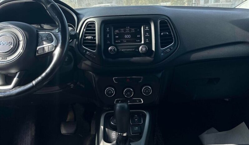 
								2018 Jeep Compass Sport full									
