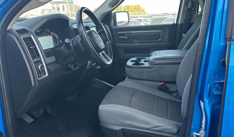 
								2020 RAM 1500 Classic SLT full									
