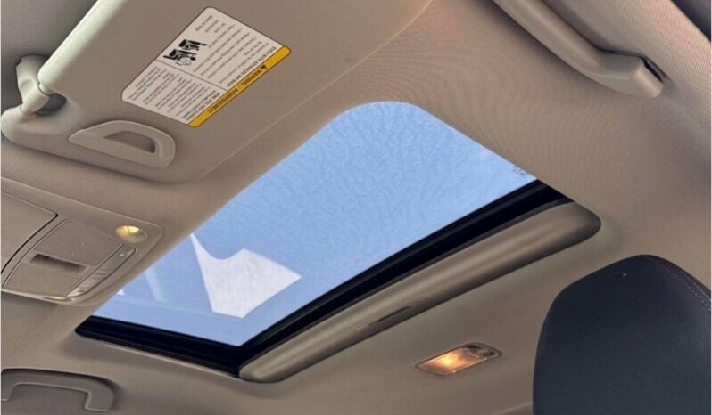 
								2018 Nissan Qashqai SV Sunroof full									