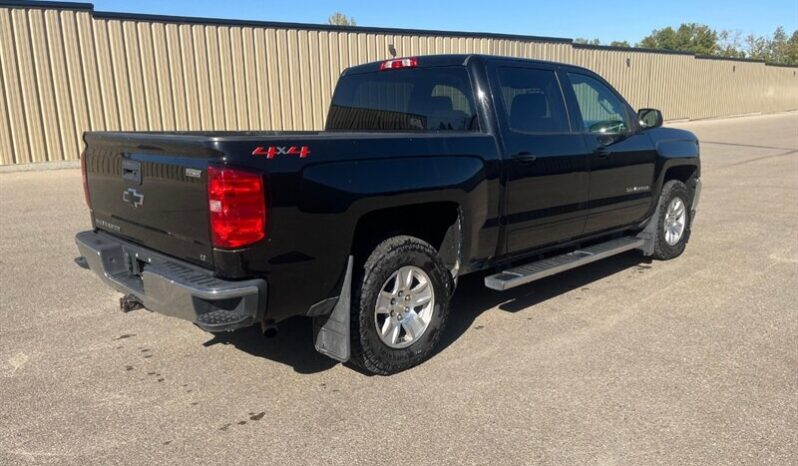 
								2018 Chevrolet Silverado 1500 LT full									