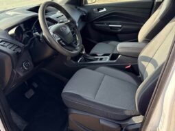 
										2017 Ford Escape SE full									