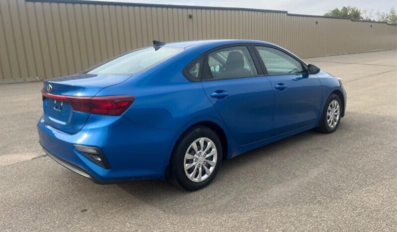 
								2021 Kia Forte LX full									