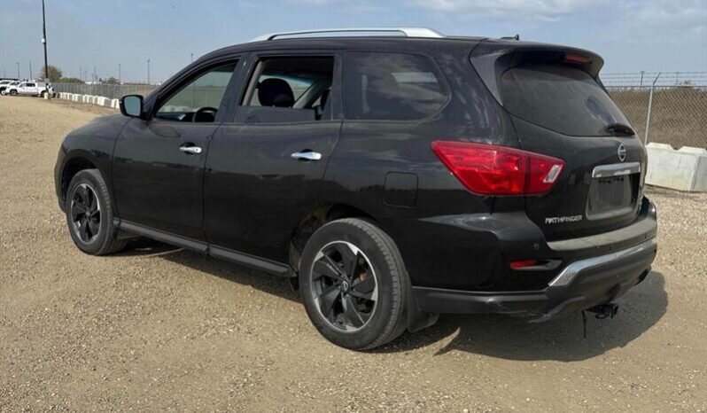 
								2017 Nissan Pathfinder SV full									