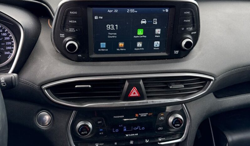 
								2019 Hyundai SANTA FE Preferred 2.4L full									