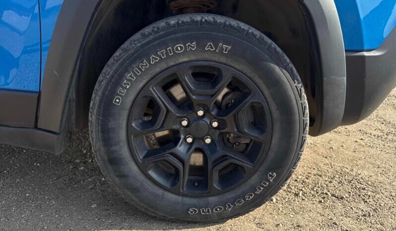 
								2019 Jeep Cherokee Trailhawk Elite full									