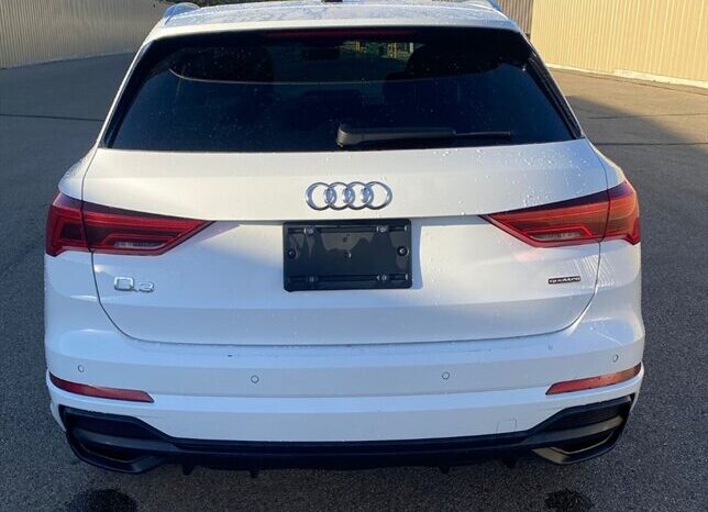 
								2024 Audi Q3 quattro S line Prem Plus 45 TFSI full									
