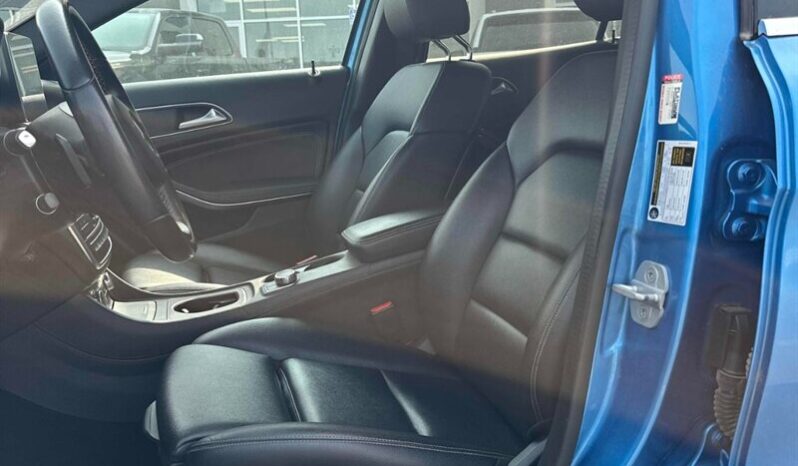 
								2017 Mercedes-Benz GLA-Class GLA 250 4MATIC full									